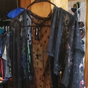 Agnes and dora kimono